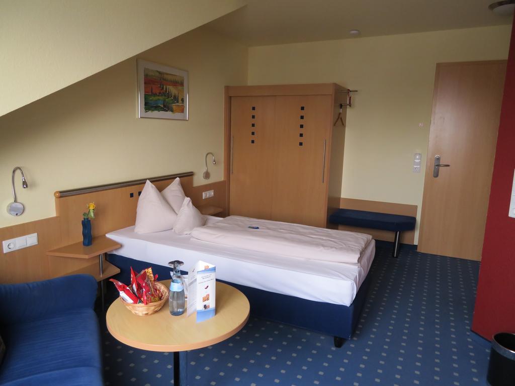 Hotel Ifen Wiesloch Kültér fotó