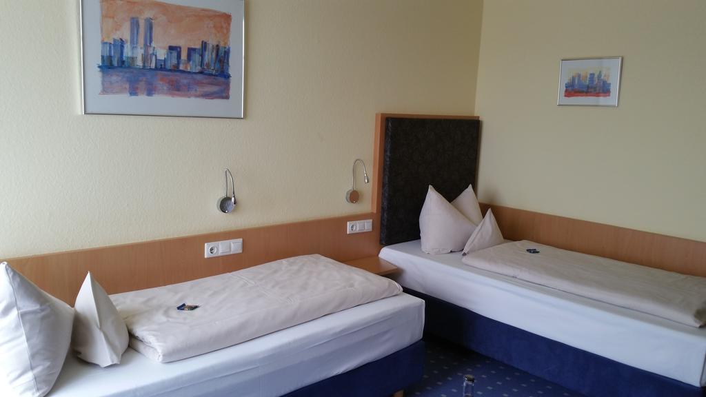 Hotel Ifen Wiesloch Kültér fotó