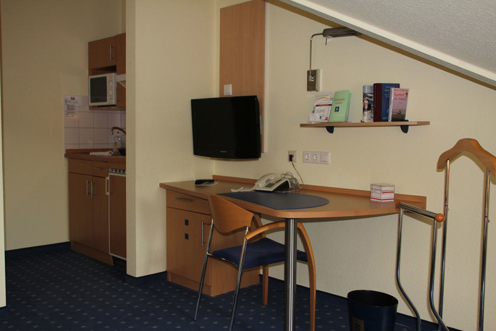 Hotel Ifen Wiesloch Szoba fotó