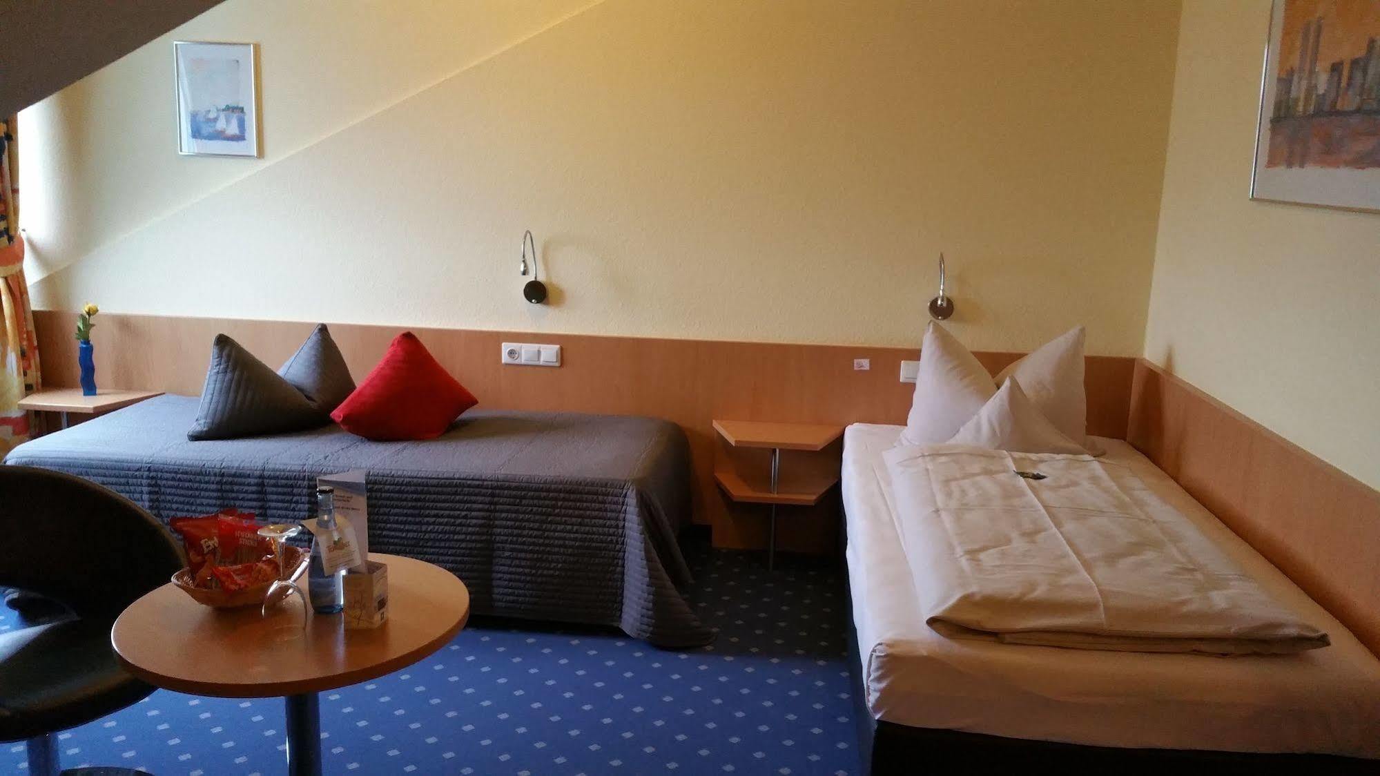 Hotel Ifen Wiesloch Kültér fotó