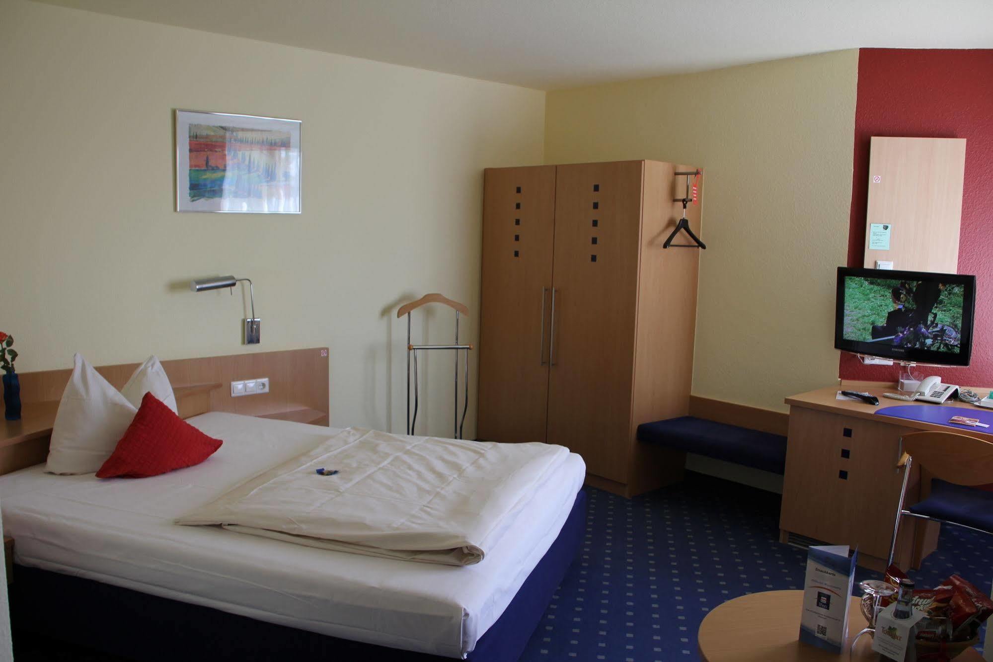 Hotel Ifen Wiesloch Kültér fotó